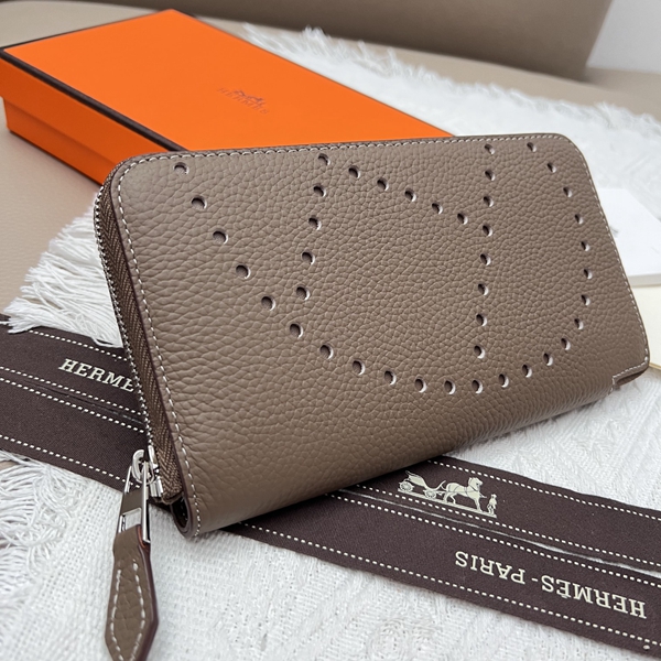 エルメス財布コピー背面デザイン